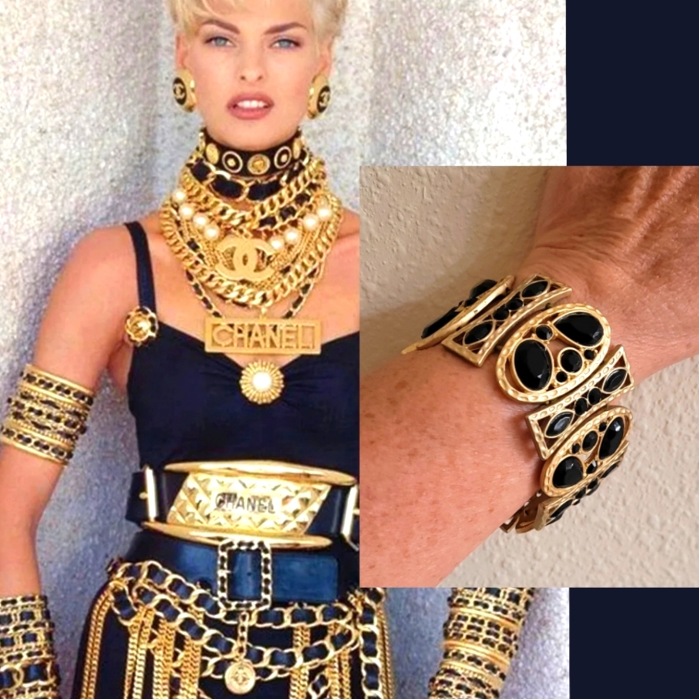 Vintage Hinged Bracelet - Chunky Statement Gold 1980s